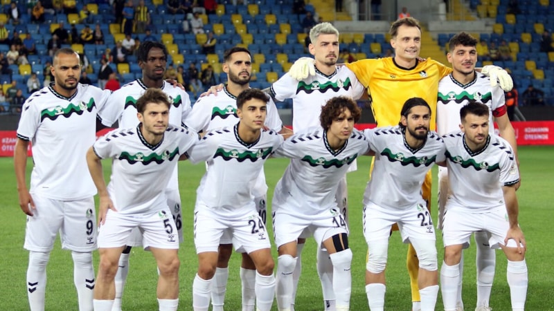 Sakaryaspor'dan 13 sene sonra bir ilk! Kimse beklemiyordu...