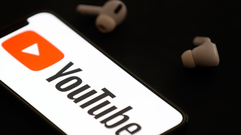 Youtube'dan ücretsiz kullanıcıları üzecek karar: 'Reklam geç' butonunu gizledi