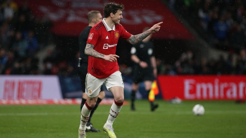 Fenerbahçe'den Victor Lindelöf teklifi