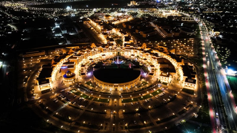 Türk dünyasının manevi başkenti Türkistan, tarihi zenginlikleriyle büyülüyor