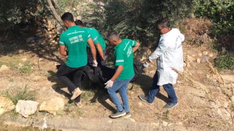 Mersin'de motosiklet kanala uçtu: 1 ölü