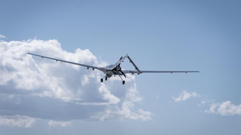 Alman savaş gemisi Lübnan açıklarında bir insansız hava aracı düşürdü