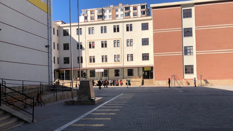 Malatya'da depremden etkilenen 21 okulda ders zili yeniden çaldı