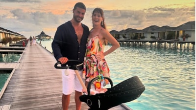 Berk Oktay, kızıyla verdiği yeni pozu sosyal medya hesabından yayınladı