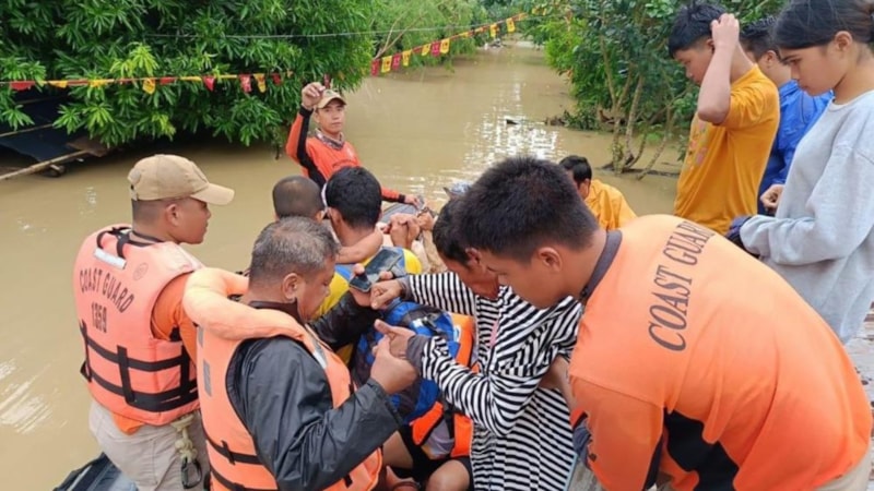 Filipinler’de Trami Tropik Fırtınası'nda 14 kişi hayatını kaybetti