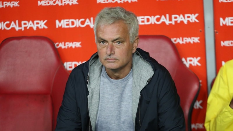 Fenerbahçe'de Jose Mourinho, İsmail Kartal'ın gerisinde kaldı