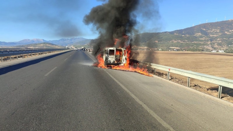 Gaziantep’te, seyir halindeyken alev aldı