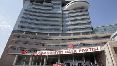 CHP Antalya'da kampa giriyor