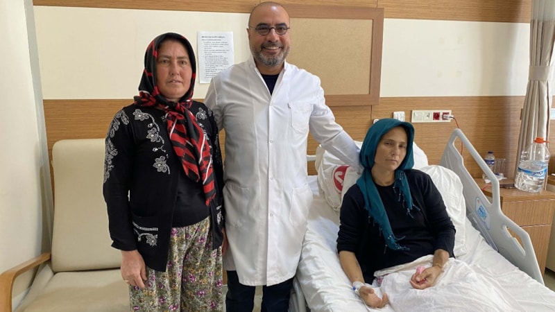 Çanakkale'de böbrek hastası kardeşler, aynı anda nakil oldu