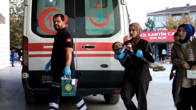 Bursa'da AVM'de eli yürüyen merdivene sıkışan çocuğun parmağı koptu
