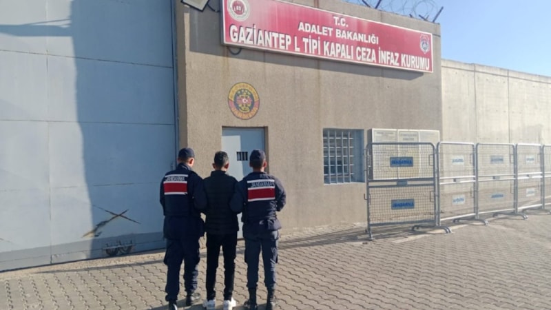 Gaziantep'te hakkında hapis cezası bulunan şahıs JASAT'ın operasyonu ile yakalandı