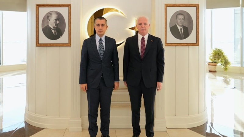 İstanbul Valisi Davut Gül'den Esenyurt Belediyesi'ne ziyaret