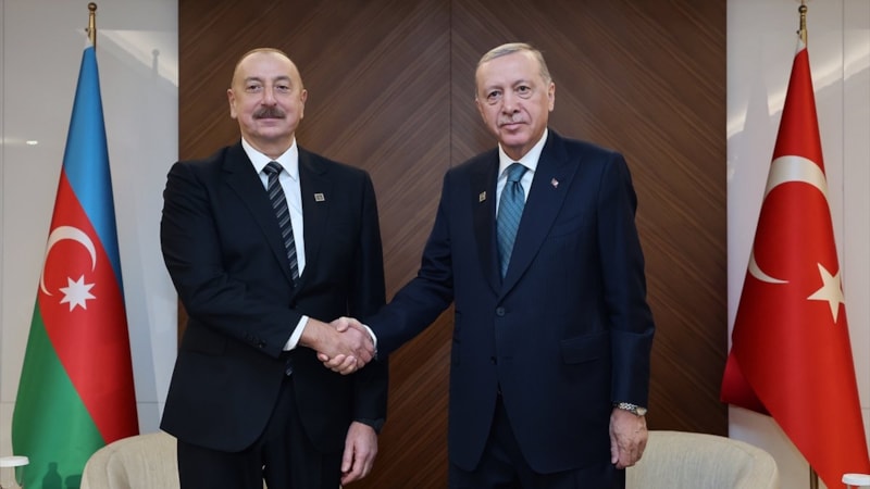 Cumhurbaşkanı Erdoğan, Azerbaycan Cumhurbaşkanı Aliyev ile görüştü