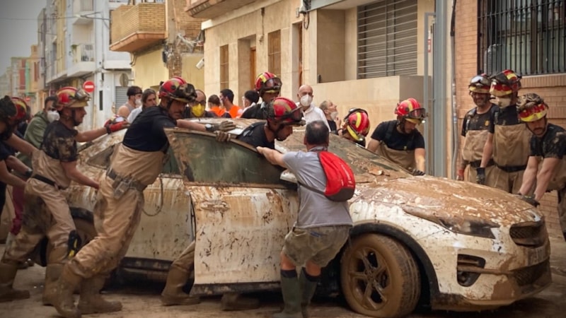 İspanya'da halkın istifa çağrısını hükümet reddetti