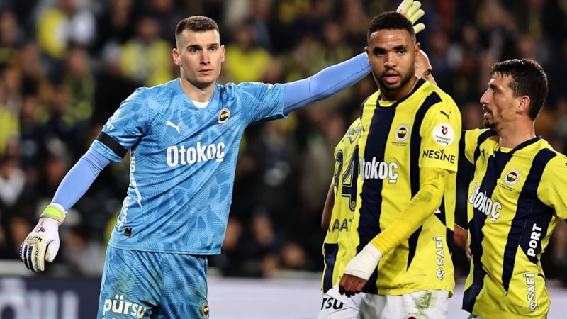 Dominik Livakovic kalesine duvar ördü