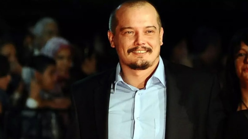 Oyunculuğu bırakmıştı yeni mesleği şaşırttı! Bakın Arda Kural artık ne iş yapıyor…