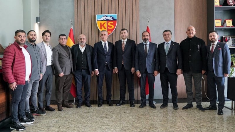 İbrahim Hacıosmanoğlu, Kayserispor'u ziyaret etti