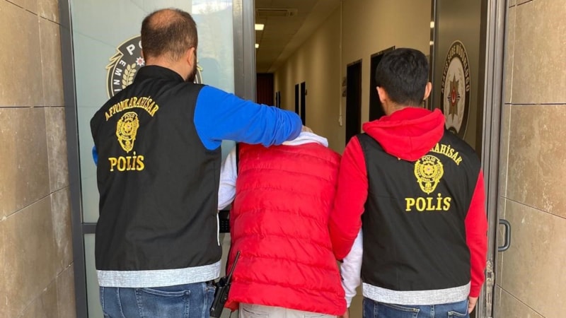 Afyonkarahisar'da mazgal hırsızı polisin takibi sonrası yakalandı