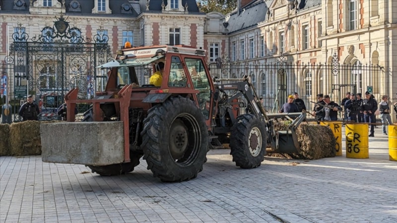 Fransa'da çiftçiler yeniden eylem kararı aldı