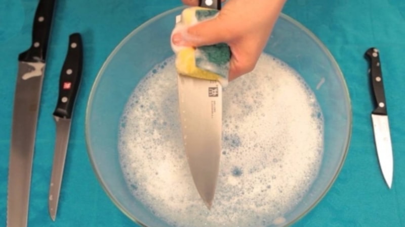 Bıçakların paslanmasını önlemek için bakın ne yapmak gerekiyormuş!