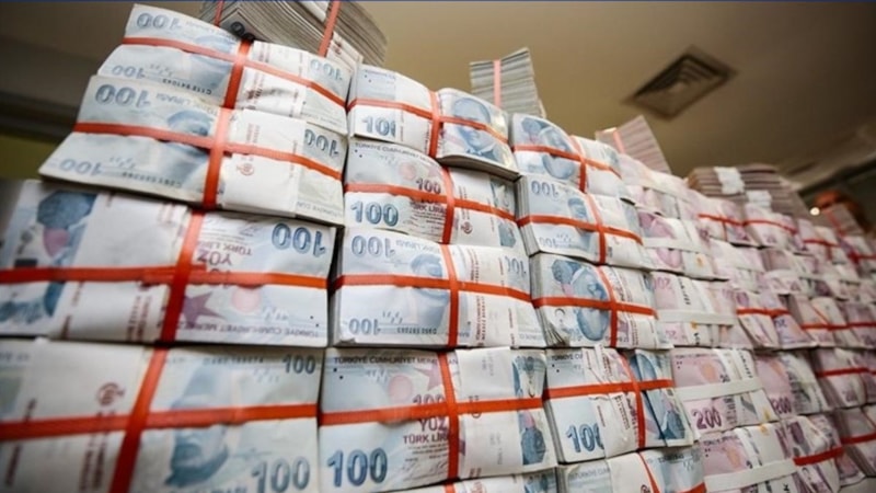 Türkiye'nin 10 büyük bankası arasında kamu bankaları ilk sırada