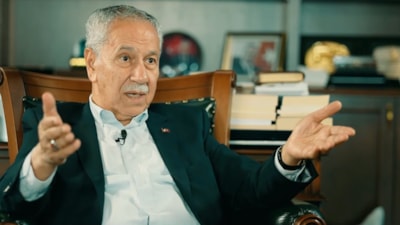 Bülent Arınç, Cumhurbaşkanı Erdoğan'ın imam hatiplileri aşağılayan paşaya verdiği ayarı anlattı