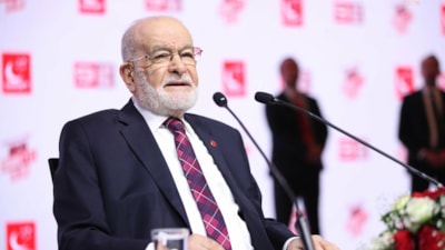Temel Karamollaoğlu Saadet Partisi Genel Başkanlığı'na veda etti