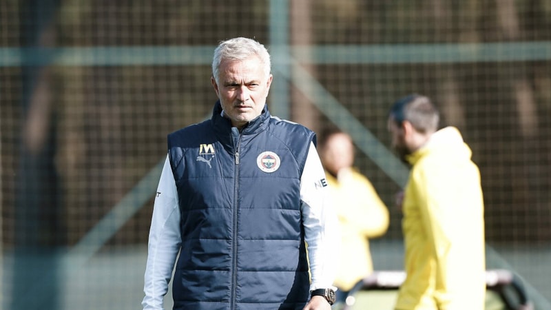 Jose Mourinho kararını verdi: Slavia Prag maçında 11 değişiyor