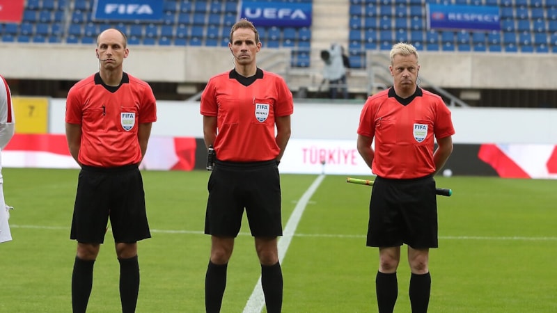 Avrupa'daki temsilcilerimizin maçlarını yönetecek hakemler