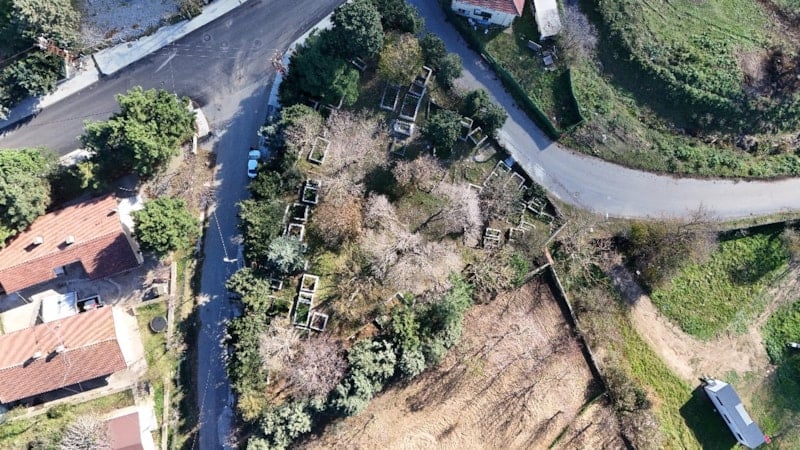 Eyüpsultan Belediyesi borcuna karşılık mezarlık arazisi verdi