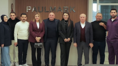 Ayça Ayşin Turan: Moda sektörüne yön veren bir ekiple çalıştım