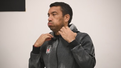 Beşiktaş, Giovanni van Bronckhorst'la vedalaşıyor! İdmana çıkmadı