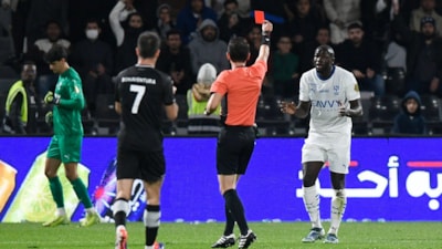 Halil Umut Meler’in yönettiği maçta Al Hilal, Al Shabab'ı mağlup etti