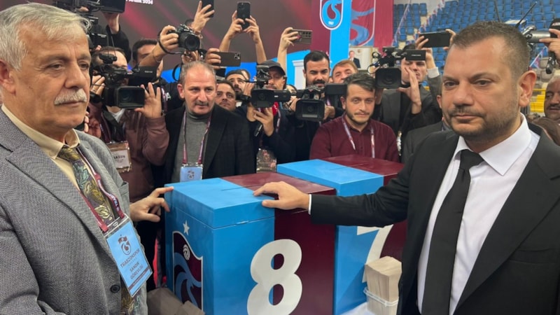 Trabzonspor Başkanı Ertuğrul Doğan oyunu verdi