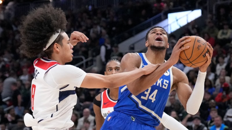 Milwaukee Bucks, Giannis Antetokounmpo'nun yıldızlaştığı maçta galip geldi