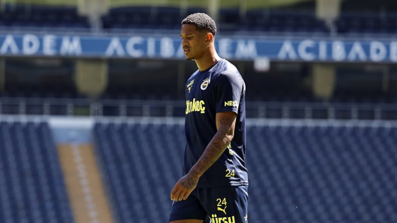 Fenerbahçe, Jayden Oosterwolde'nin lisansını donduracak