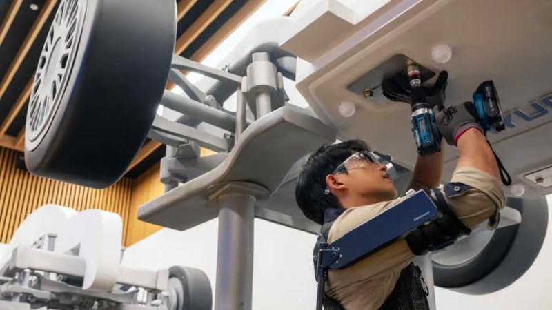 Hyundai ve Kia, giyilebilir yeni iş robotunu tanıttı