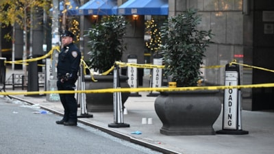 ABD'de sağlık sigorta şirketi CEO'su Thompson, silahlı saldırıda öldürüldü