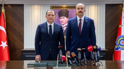 İstanbul Emniyet Müdürlüğü'nde devir teslim: Selami Yıldız göreve başladı