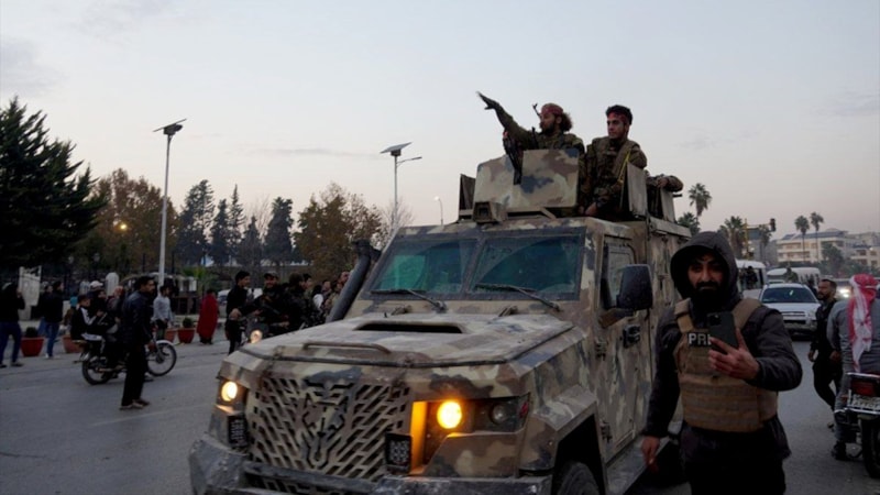 Suriye'de muhalifler bir cephe de güneyde açtı: Hedefimiz Şam'da buluşmak