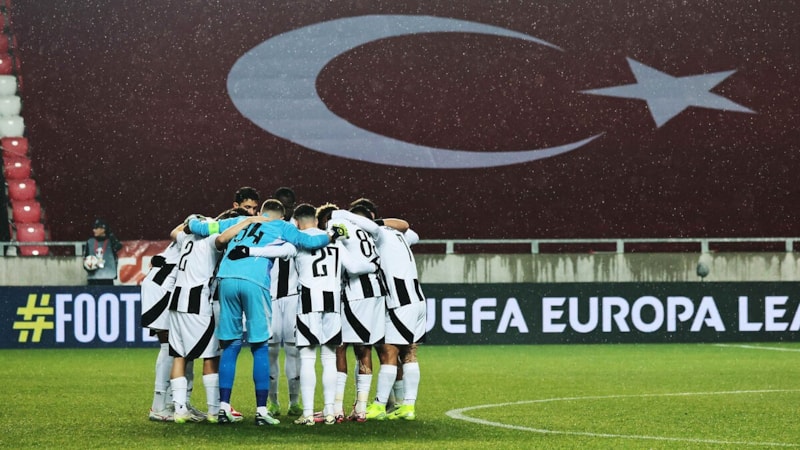 Beşiktaş'ta Fenerbahçe toplantısı: Taraftar için kazanmalıyız