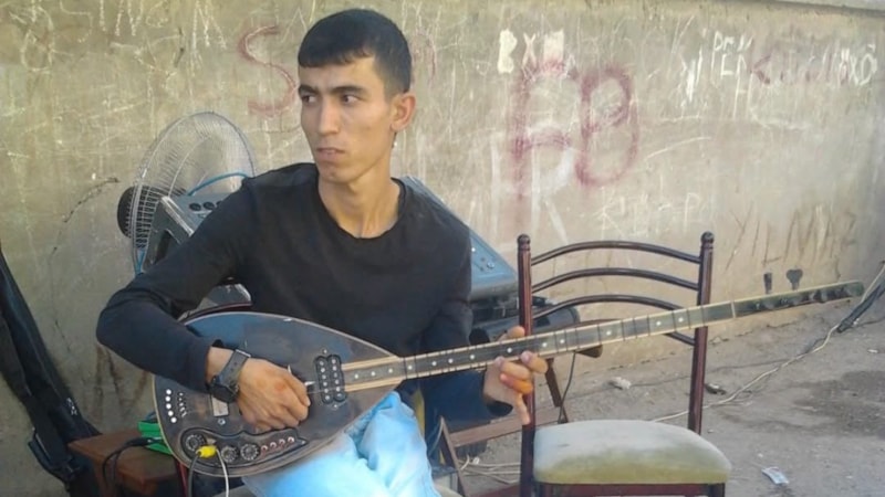 Batman'da üç gündür haber alınamayan davulcu evinde ölü bulundu