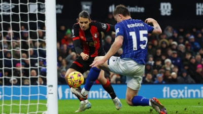 Enes Ünal golünü attı: Bournemouth deplasmanda kazandı