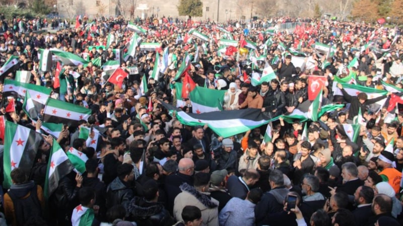 Suriye'deki tarihi değişimin Türkiye'ye yansımaları: Kayseri'de coşkulu kutlama