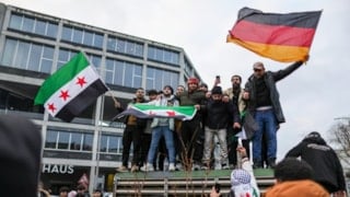 Almanya'da panik: Suriyeli doktorlar giderse sağlık sistemi çöker