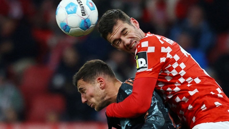 Bayern Münih'in serisini Mainz bitirdi