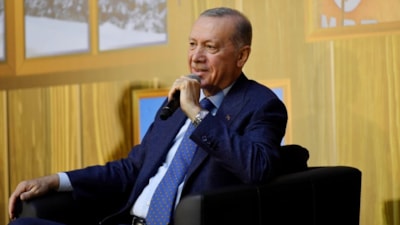 Cumhurbaşkanı Erdoğan'dan Sarı Gelin türküsü