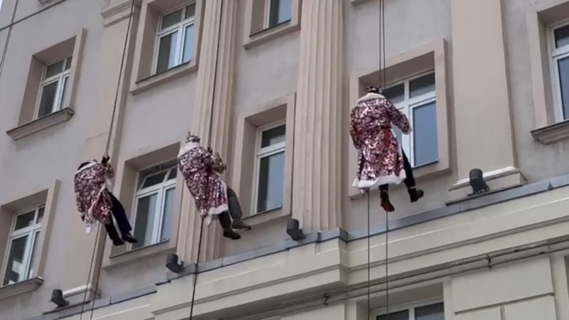 Rusya'daki çocuk hastanesinde moral etkinliği