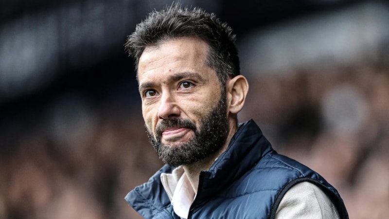 Valencia, teknik direktörlüğe Carlos Corberan'ı getirdi