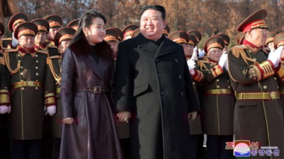 Kuzey Kore'de ilginç emir: Kim Jong-un boşananları çalışma kampına gönderiyor